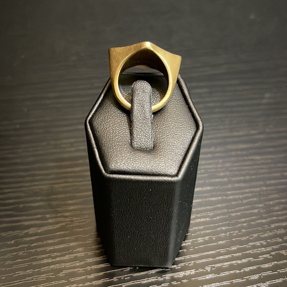 Size 6 J. Crew Ring - Picture 3 of 7